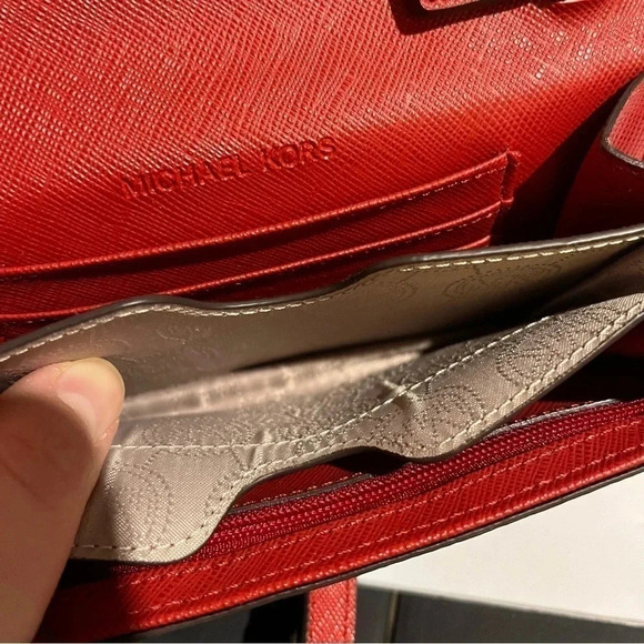 Michael Kors Cross Grain Leather Red Crossbody Goldtone Chain Strap - Picture 7 of 10